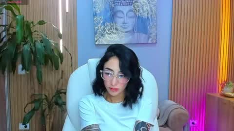 Snapshot of barbiie_scoth chatting on May 7, 8:36 pm Barbie Scot online show from May 7, 8:36 pm