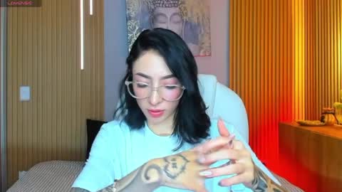 Snapshot of barbiie_scoth chatting on June 6, 11:20 pm Barbie Scot online show from June 6, 11:20 pm