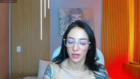 Snapshot of barbiie_scoth chatting on June 15, 10:45 pm Barbie Scot online show from June 15, 10:45 pm