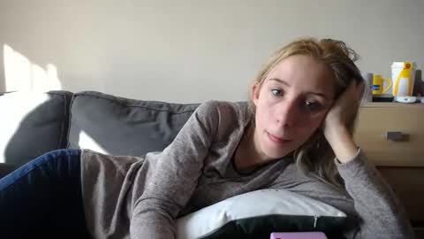 Lena online show from March 6, 8:19 am