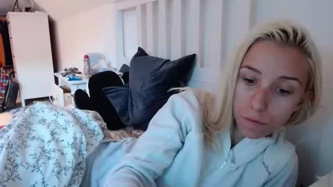 Lena online show from September 23, 9:34 am