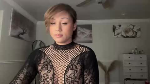 chicka online show from March 13, 3:46 am