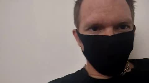 Snapshot of barniemay1 chatting on October 8, 9:01 pm barniemay1 online show from October 8, 9:01 pm