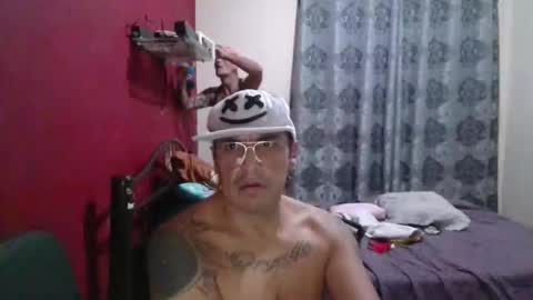 Snapshot of baronkarlo010 chatting on April 12, 12:04 am baronkarlo010 online show from April 12, 12:04 am