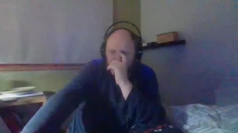 Snapshot of bart_poland chatting on March 23, 11:09 pm bart_poland online show from March 23, 11:09 pm