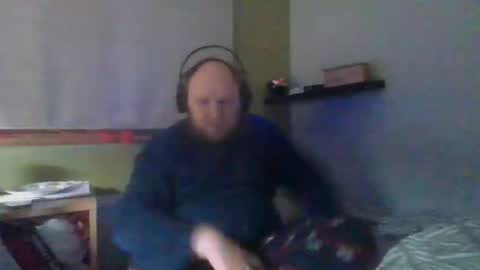 Snapshot of bart_poland chatting on March 28, 8:52 pm bart_poland online show from March 28, 8:52 pm