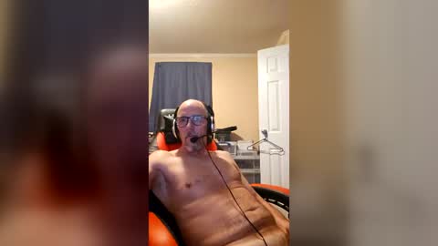 Snapshot of bassman966 chatting on July 9, 2:26 am bassman966 online show from July 9, 2:26 am