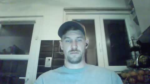 basteleus1 online show from February 27, 1:38 am