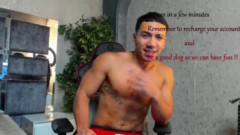 Bastian Independent Model online show from November 17, 11:10 pm