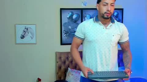 bastian_jones1 online show from January 4, 4:01 am