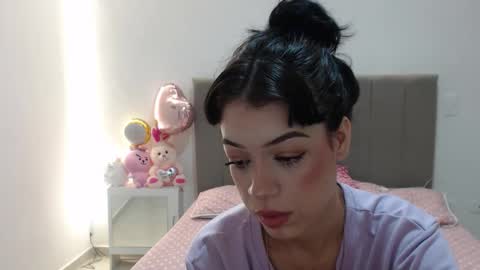 Snapshot of bat_777 chatting on October 17, 11:07 pm Aron online show from October 17, 11:07 pm