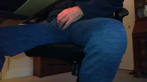 BateBro13 online show from November 12, 3:12 pm