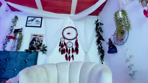 Snapshot of bathory_vamps chatting on June 9, 7:58 pm online show from June 9, 7:58 pm