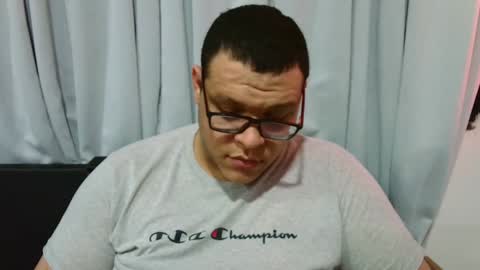 Snapshot of batman2430 chatting on February 7, 3:34 am brian online show from February 7, 3:34 am