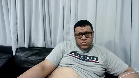 Snapshot of batman2430 chatting on February 20, 9:53 pm brian online show from February 20, 9:53 pm