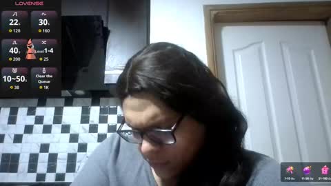 Snapshot of batman2430 chatting on October 16, 3:07 am brian online show from October 16, 3:07 am