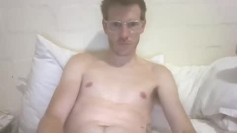 battyb1 online show from November 9, 8:07 pm