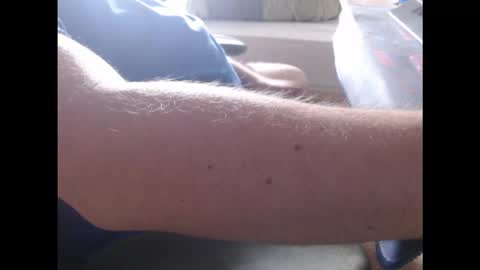 Snapshot of bavarianboy89 chatting on October 20, 12:05 pm Daniel online show from October 20, 12:05 pm