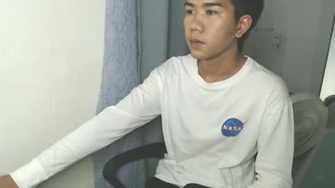 Snapshot of baxter_bab chatting on February 1, 3:28 pm Lf Babe online show from February 1, 3:28 pm