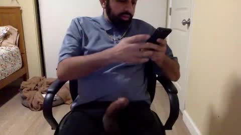 Snapshot of baydaddy408 chatting on December 10, 6:01 am baydaddy408 online show from December 10, 6:01 am