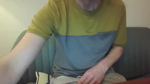 Snapshot of bayern_xl chatting on December 15, 6:56 pm bayern_xl online show from December 15, 6:56 pm