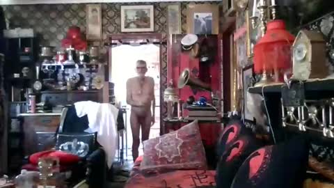 Bazza online show from February 10, 2:48 am