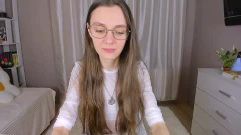 Snapshot of bb_lourels_ chatting on February 2, 4:32 pm Lourel I will be here on and online show from February 2, 4:32 pm