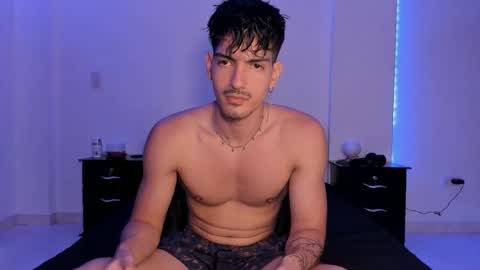 Valentino online show from December 10, 9:11 pm