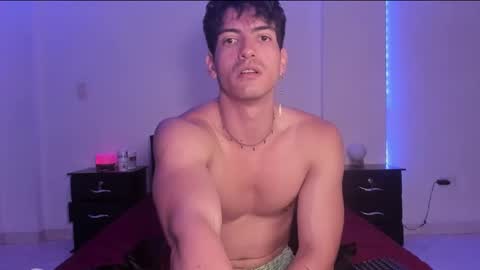 Valentino online show from March 6, 9:53 pm