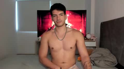 Valentino online show from October 11, 8:51 pm