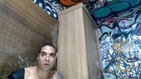 Justin online show from September 28, 12:05 am