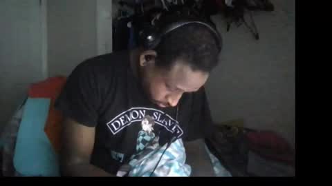 rocker n queen online show from January 3, 2:19 pm