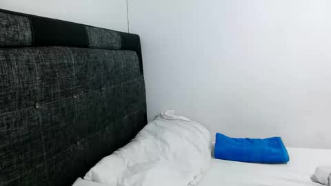 john online show from February 28, 6:10 am