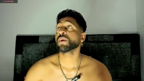 john online show from November 6, 4:46 am