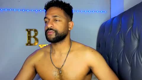 john online show from April 22, 3:42 am