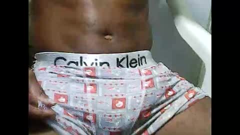 Snapshot of bbcbrazilianboy chatting on October 1, 2:39 am bbcbrazilianboy online show from October 1, 2:39 am