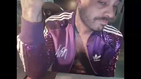 bbcdelux_ online show from April 22, 7:55 am