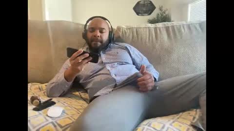 Snapshot of bbcfun44 chatting on January 6, 6:31 pm Zaddy online show from January 6, 6:31 pm