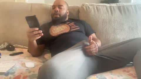 Snapshot of bbcfun44 chatting on January 7, 4:27 pm Zaddy online show from January 7, 4:27 pm