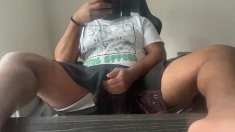 Snapshot of bbcfun44 chatting on August 1, 1:43 pm Zaddy online show from August 1, 1:43 pm
