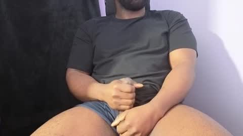 bbcthomas123112 online show from February 14, 8:42 am