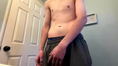 Snapshot of bbeeaa672_ chatting on May 15, 6:26 pm bbeeaa672_ online show from May 15, 6:26 pm