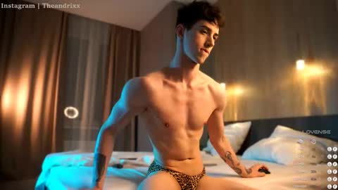 Snapshot of bbrandon_ chatting on October 30, 9:37 pm Brandon online show from October 30, 9:37 pm