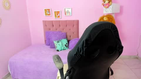 Charlote online show from March 30, 12:28 pm