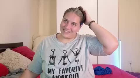 Snapshot of bbw_goddes chatting on September 29, 9:41 pm Love online show from September 29, 9:41 pm