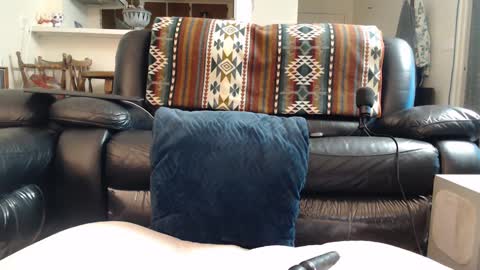 Julie online show from February 10, 4:30 am