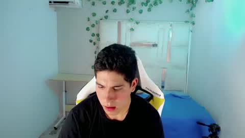 Snapshot of bby_cash_ chatting on July 2, 4:07 am BBY CASH online show from July 2, 4:07 am