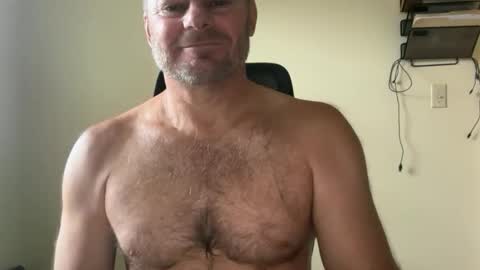 Snapshot of bcjonny chatting on November 29, 10:57 pm BCJonny online show from November 29, 10:57 pm