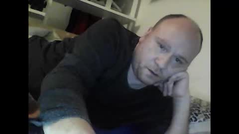 BCN82Red online show from December 15, 4:44 pm