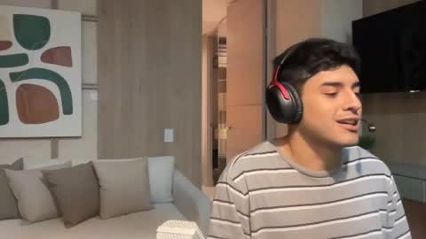 bdever7 online show from April 23, 7:20 am